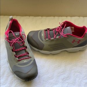 UnderArmour Sneakers